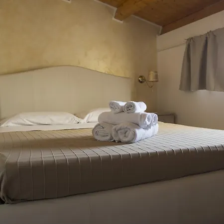 Casa Dei Carrubi