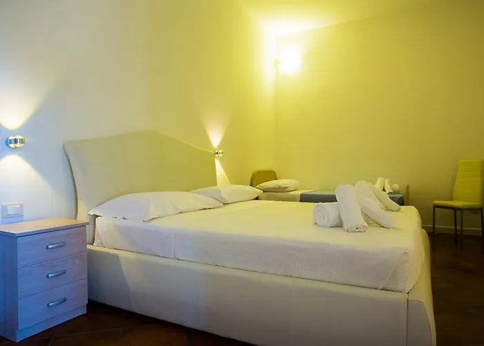 Casa Dei Carrubi בית הארחה 4*